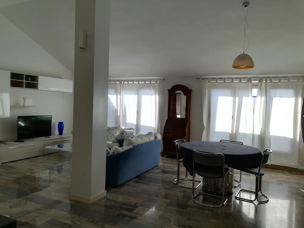 Villa Casa Michelangelo à Bergame Extérieur photo